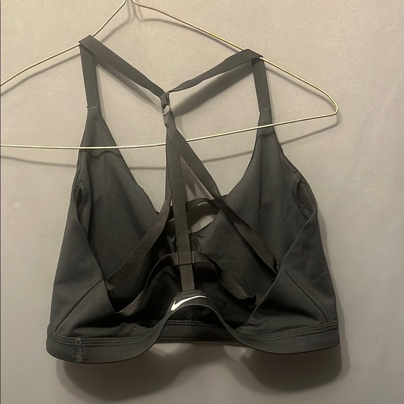 Nike Black and White Sports Bra Y-Back Design size Large - Picture 5 of 5